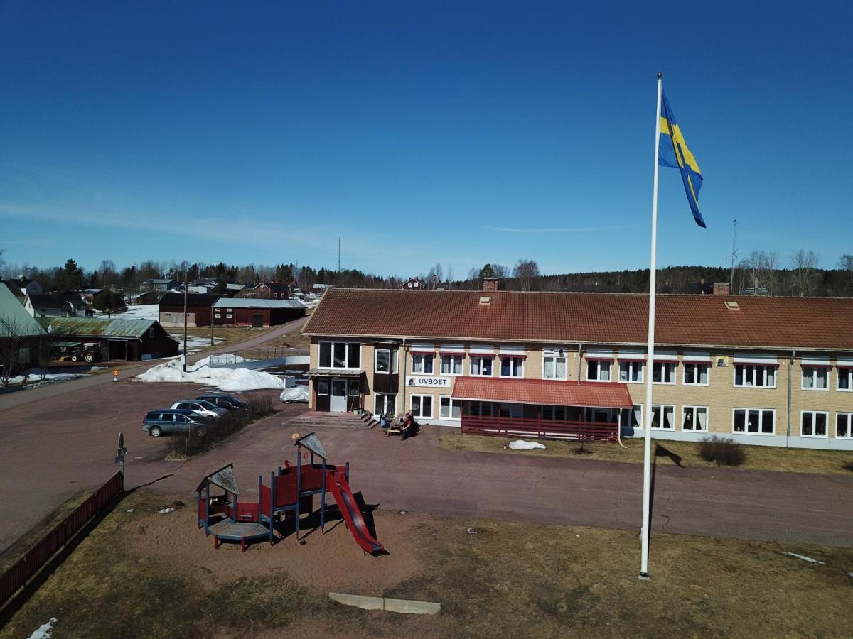 Asens Vandrarhem Uvboet Alvdalen Exterior photo